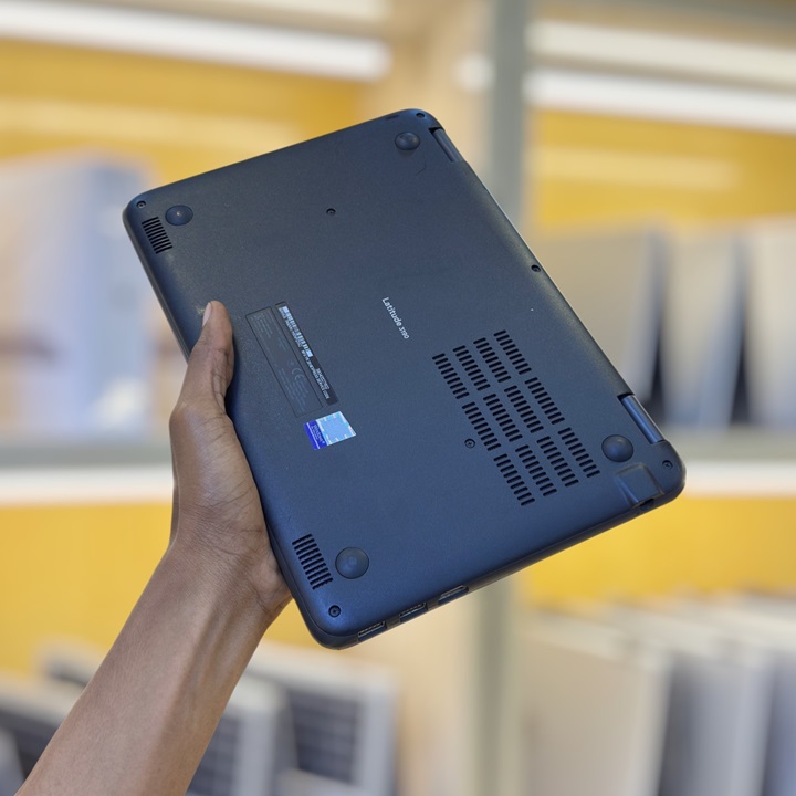 Dell Latitude 3190 — Keyboard & Touchpad